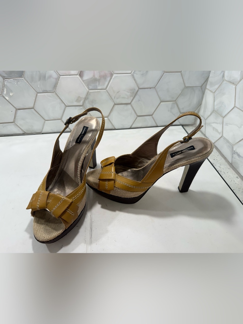 Nanette Lepore Tan Peep Toe Platform Slingback Heels Sz 8 Brazilian Leather Bow